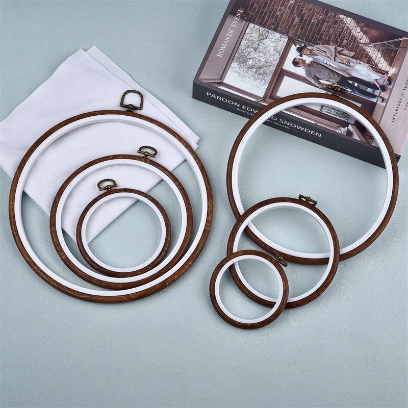 รอบรูปไข่สีไม้เย็บปักถักร้อยสะ - Embroidery Hoop Plastic บทวิจารณ์และราคา