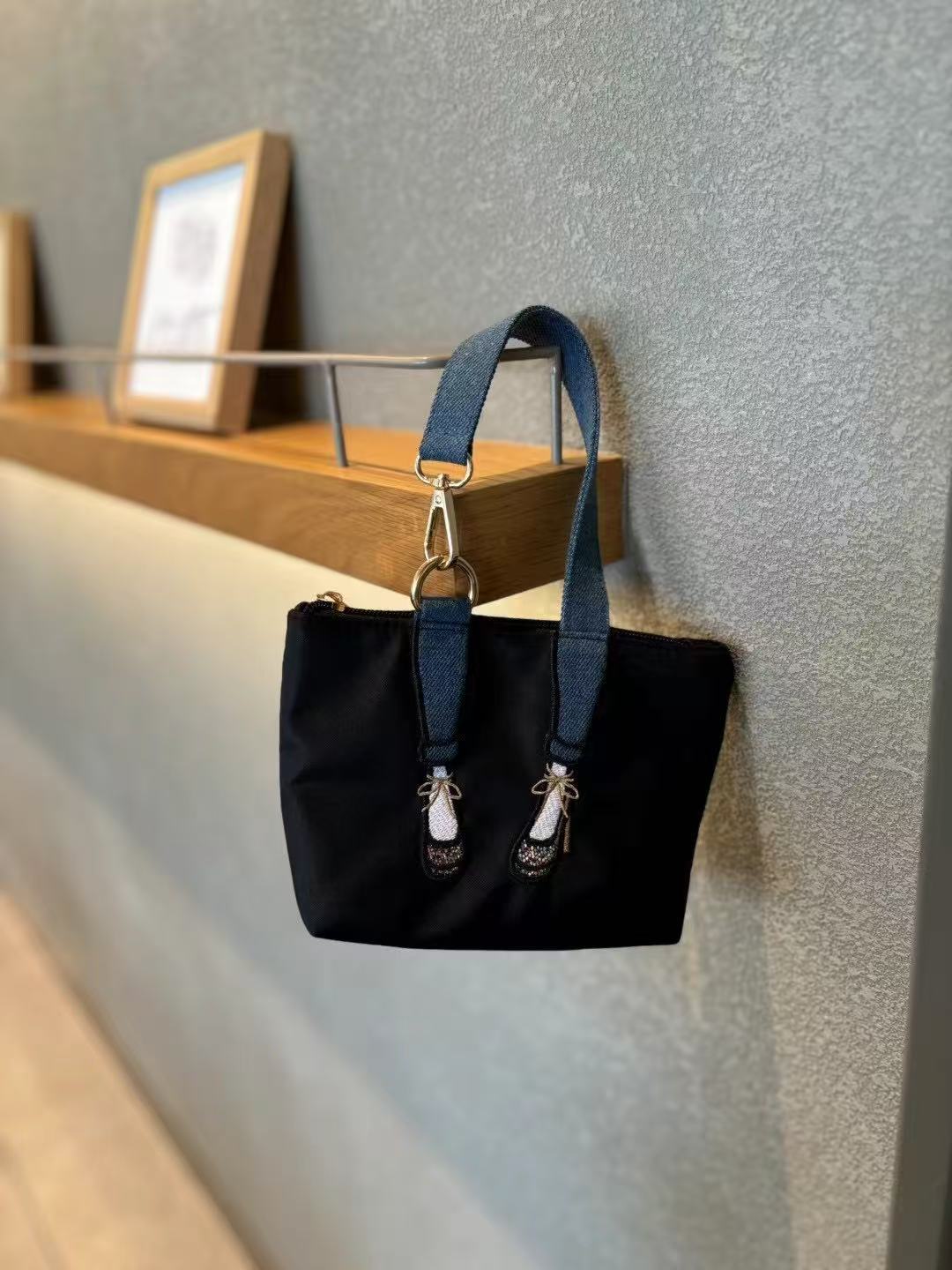 กระเป๋าใส่โทรศัพท์แบบมินิ ผ้าไ - Embroidery Wallet บทวิจารณ์และราคา