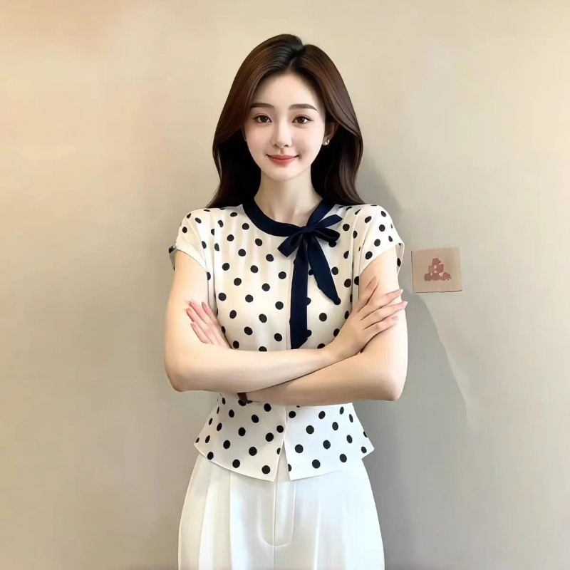 เสื้อผู้หญิงลายจุดผูกโบว์ที่คอ - Embroidery Hat Machine บทวิจารณ์และราคา