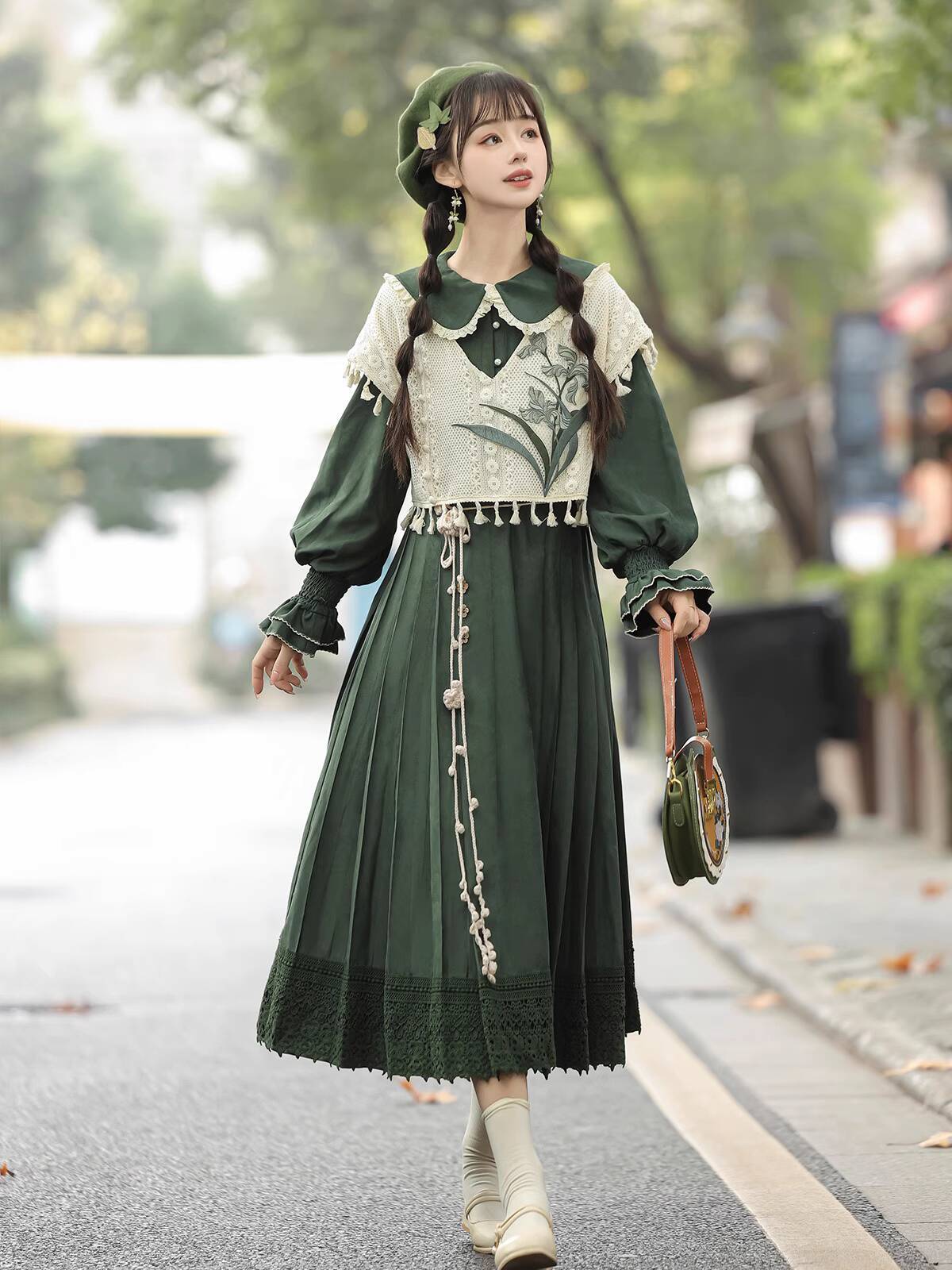 ชุดเดรสสไตล์จีนวินเทจสีเขียวแบ - Embroidery Style บทวิจารณ์และราคา