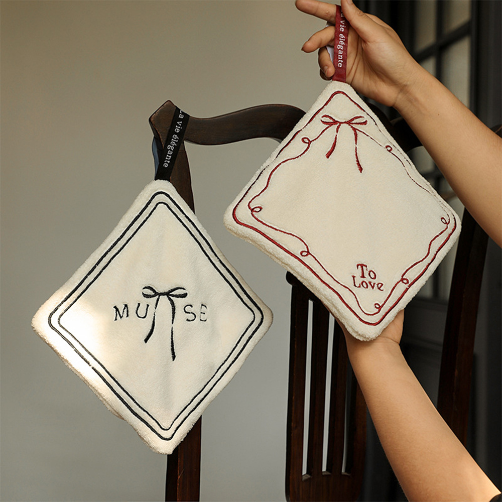ผ้าเช็ดมือปักลายโบว์ผ้ากำมะหยี - Embroidery Towel บทวิจารณ์และราคา