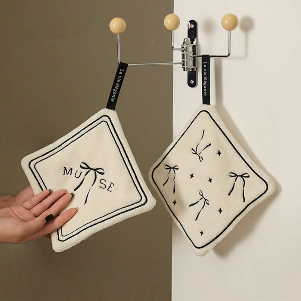 ผ้าเช็ดมือปักลายโบว์ผ้ากำมะหยี - Embroidery Towel บทวิจารณ์และราคา