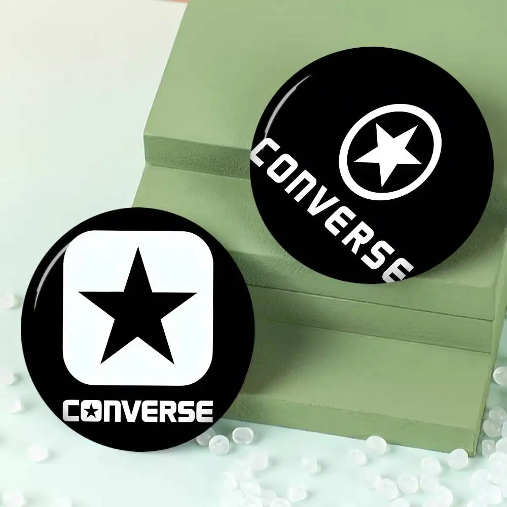 เข็มกลัดแฟชั่น C-CONVERSE แบบต - Embroidery Converse บทวิจารณ์และราคา